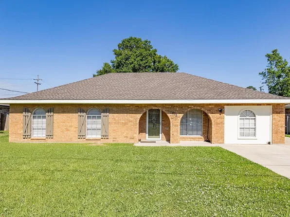 818 Oak Ln, Thibodaux, LA 70301