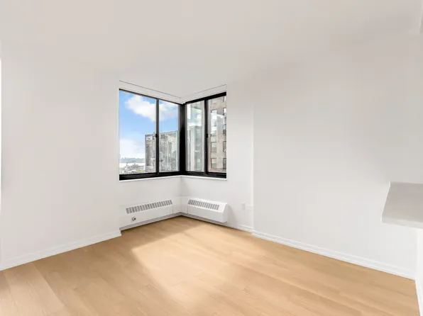 200 West 60th Street image 8 of 46