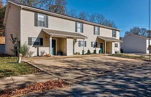 1422 E Sequoyah Ct #1422 Photo 1