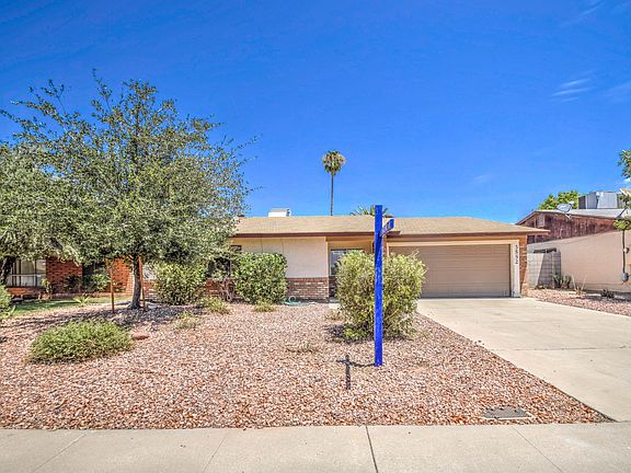3rd image of 3552 W Malapai Dr