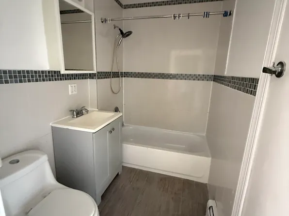 228 Beach 32nd St #1, Far Rockaway, NY 11691