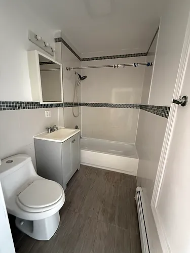 228 Beach 32nd St #1 Photo 1