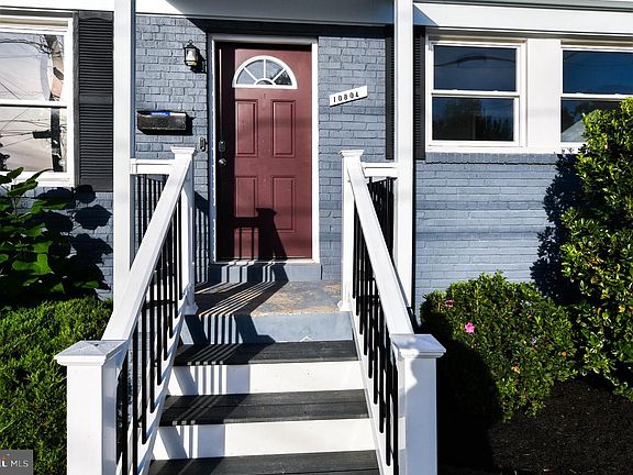 4th image of 10804 Jewett St