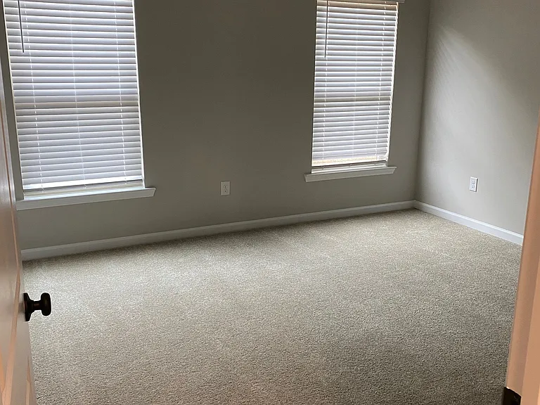 39050 Fairfield Dr — Photo 6