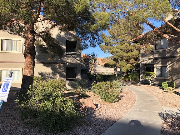 2nd image of 5070 S Rainbow Blvd Unit 102