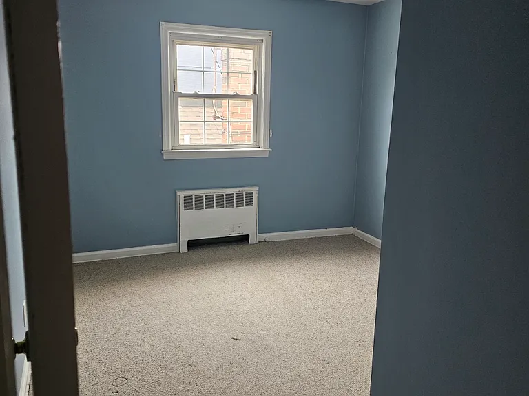 100 Parma Rd — Photo 2