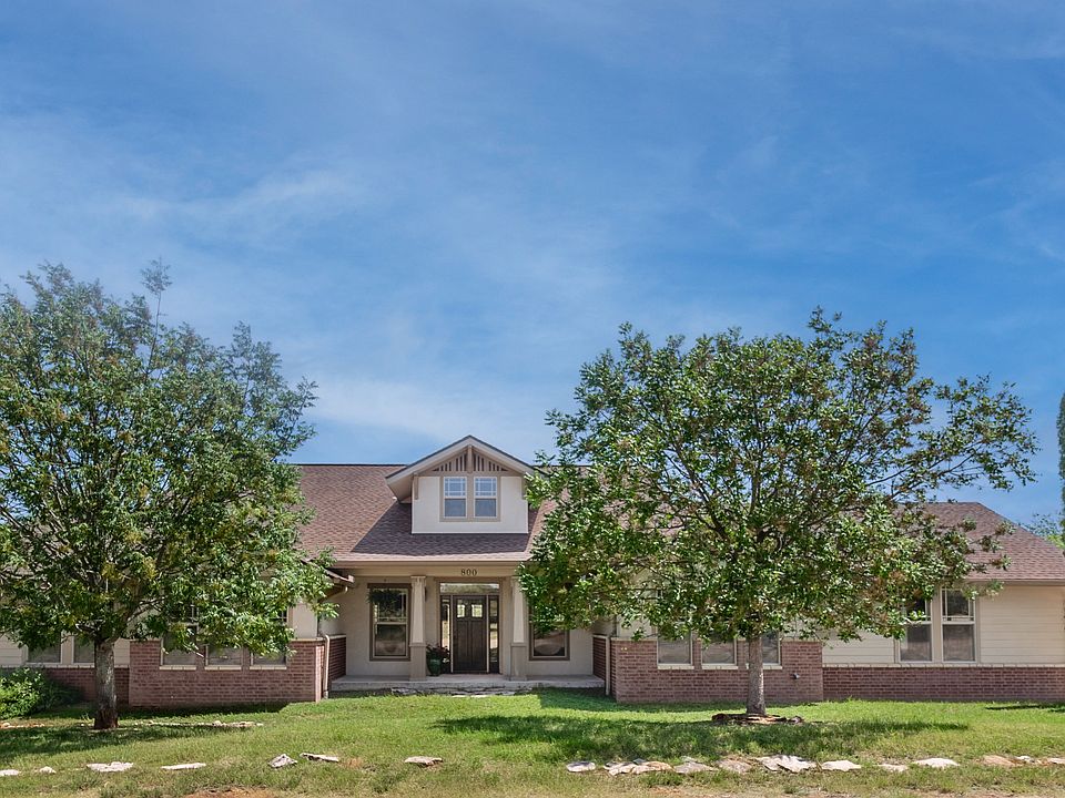 1st image of 800 Steapp Ln
