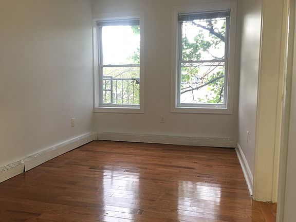 4th image of 211 Woodward St APT 12Q