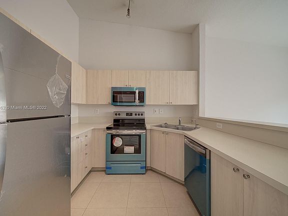 4th image of 13801 SW 170th Ter #13801