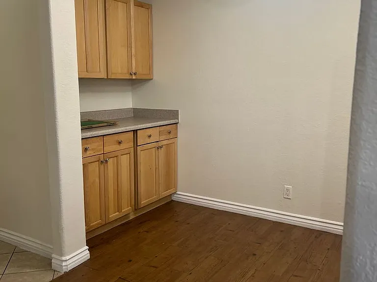 2568 Paradise Village Way — Photo 6