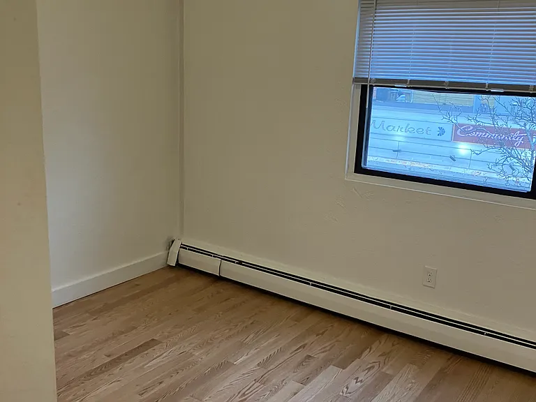 109 Walnut St #10 — Photo 3