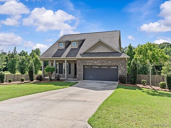 2nd image of 102 Dawson Ln