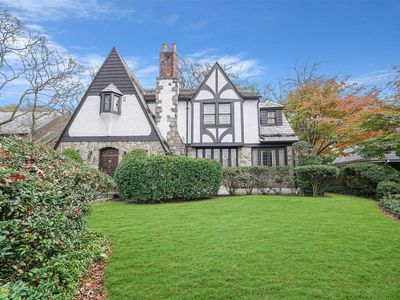 181-20 Midland Pkwy, Jamaica, NY, 11432