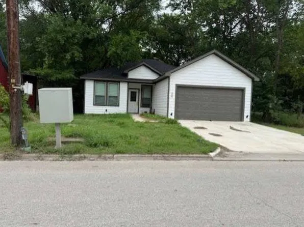 308 N Goodman Ave, Kerens, TX 75144