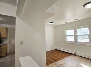 163 Court St APT 3, Elizabethport, NJ 07206
