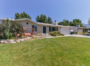 1403 E Coppercreek Rd, Sandy, UT 84093