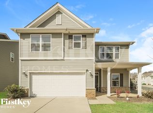 9208 Evans Creek Ct, Charlotte, NC 28215