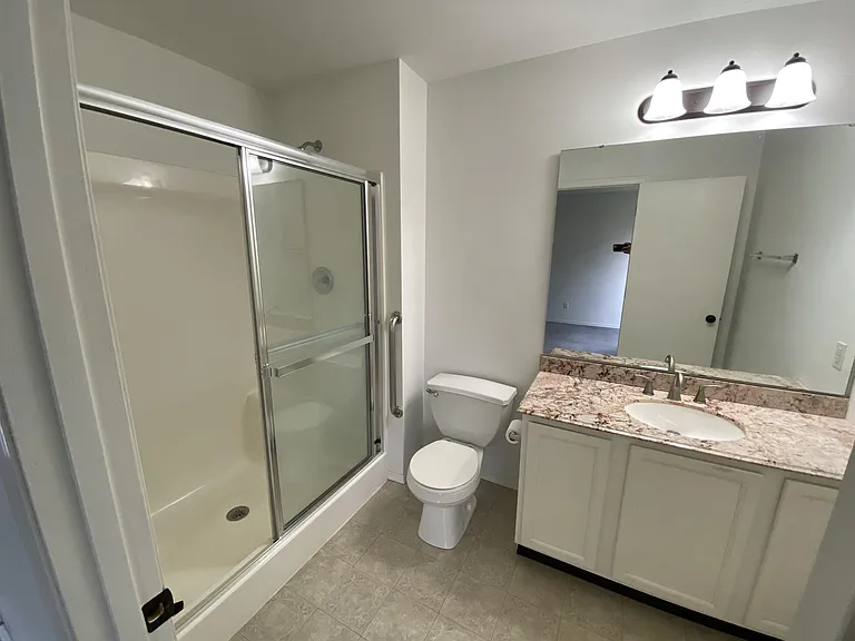 2048 Peine Forest Dr — Photo 12