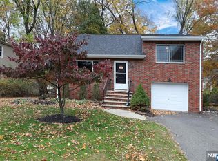407 Semino Rd, Northvale, NJ 07647