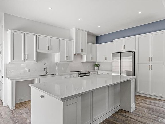 4th image of 2908 N 36th St