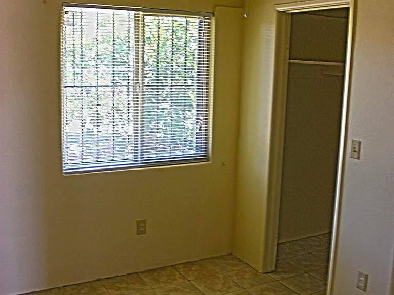 1649 S 7th Ave #C — Photo 7