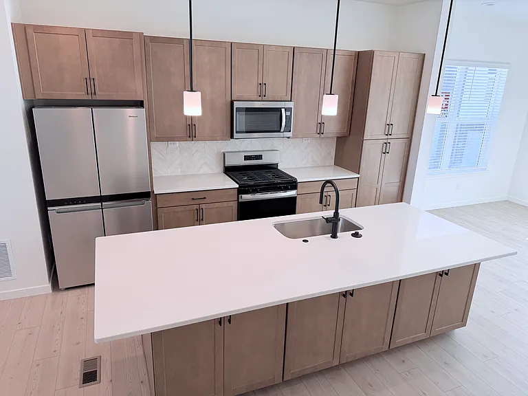 4050 Ascend Grv — Photo 6