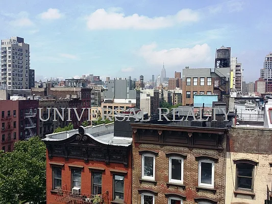 Rented by Universal Realty Group | media 17