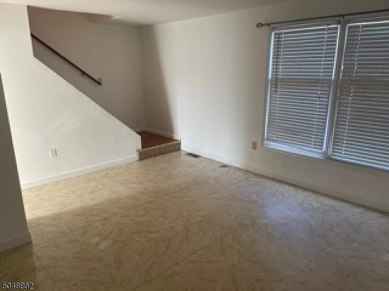 1st image of 216 New St #218