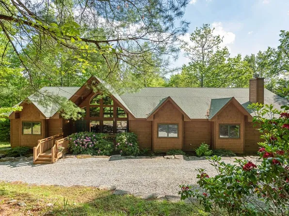 188 Chinquapin Court, Sapphire, NC 28774