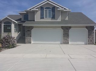 414 Roanoke Dr, Chubbuck, ID 83202