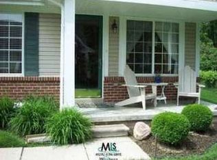 31860 Tall Pnes, Roseville, MI 48066