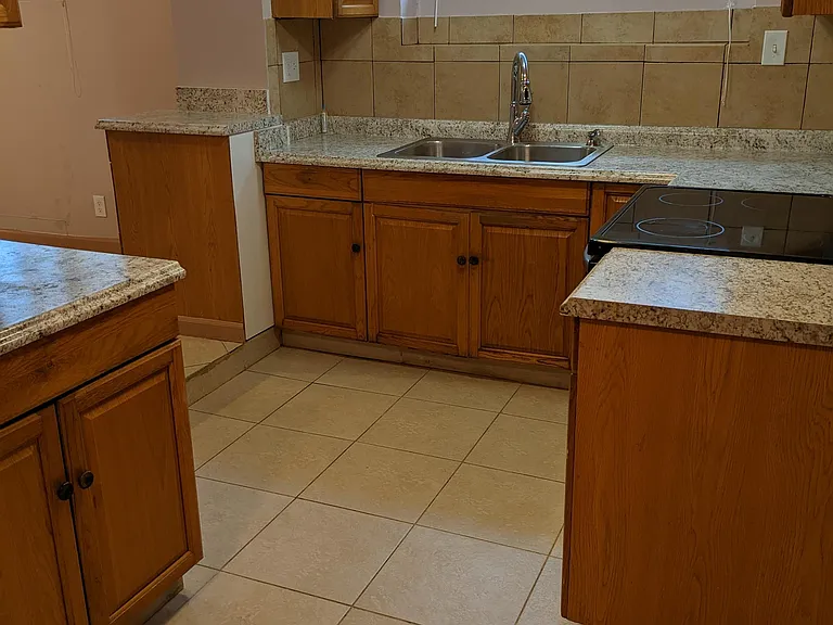 4610 S Holden St #B — Photo 6