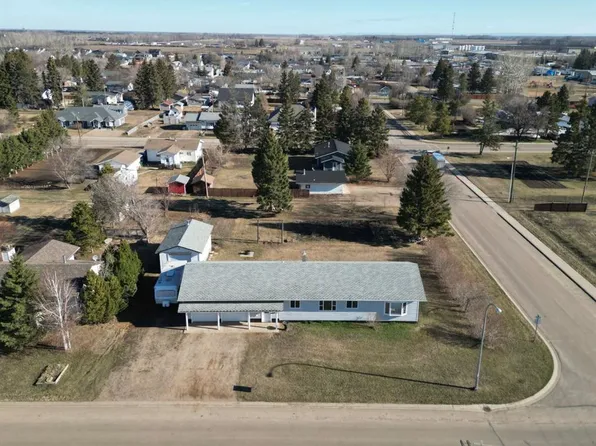 10202 S 99th Ave, Mackenzie County, AB T0H 2H0