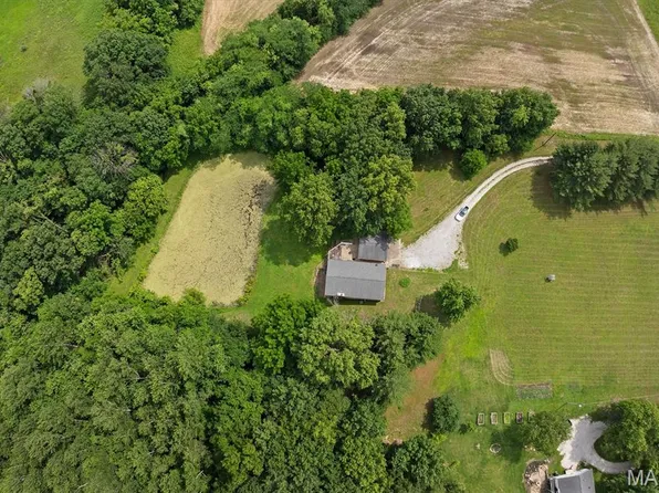 6300 State Route 4, Worden, IL 62097