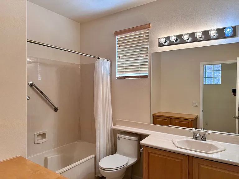 10252 Riva De Destino Ave — Photo 13