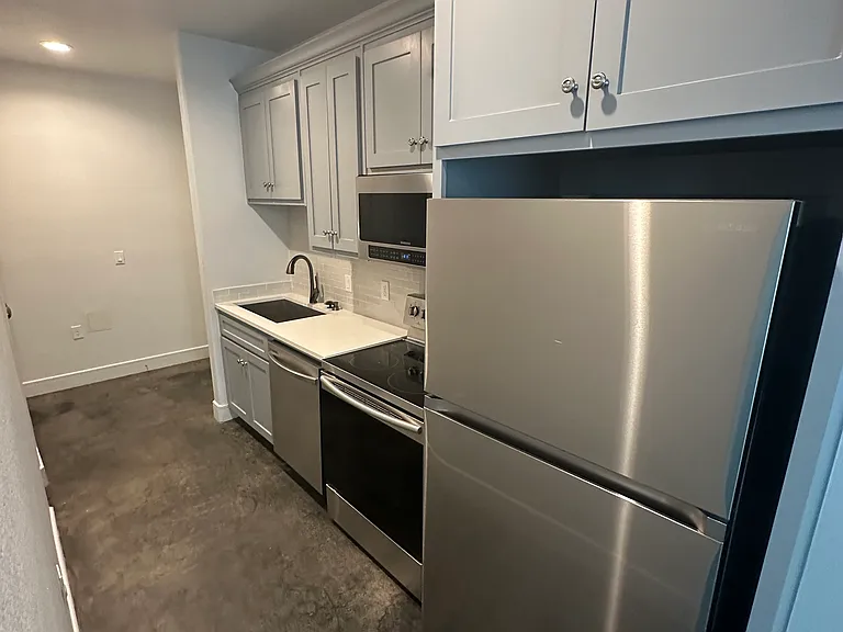 116 Hann St #2 — Photo 8