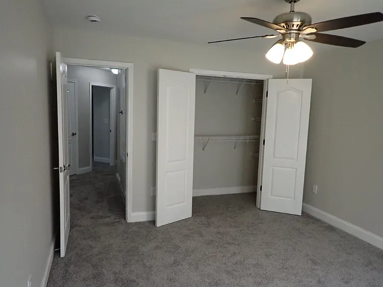 237 Cedar Mdw — Photo 15