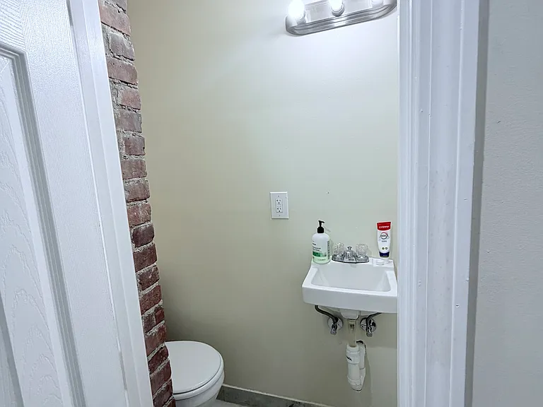 151 Highland St #3 — Photo 13