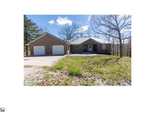 11770 County Road 385, Holts Summit, MO 65043