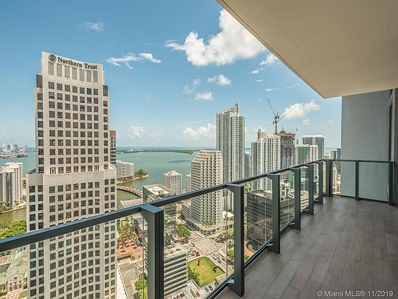 2nd image of 68 SE 6th St APT 3403