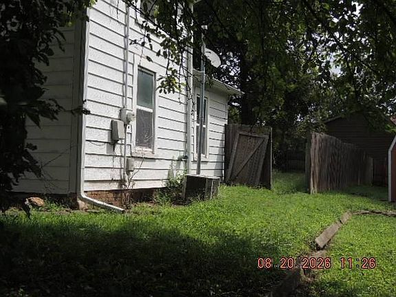 4th image of 225 Winner St