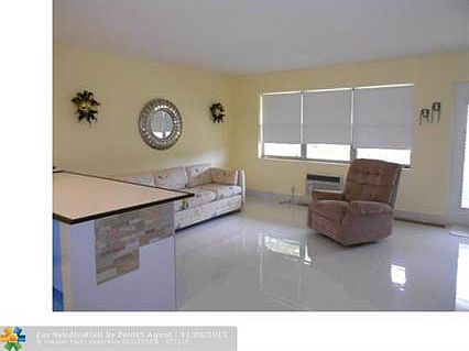 3rd image of 183 Durham Cir #C