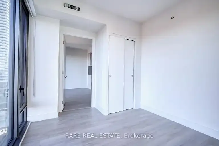 8 Cumberland St #1408 — Photo 2