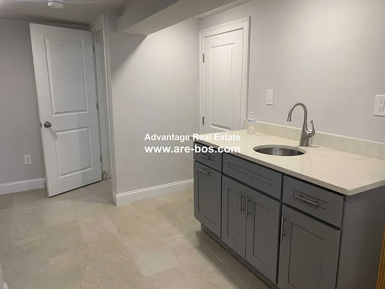 N 1st St — Photo 9
