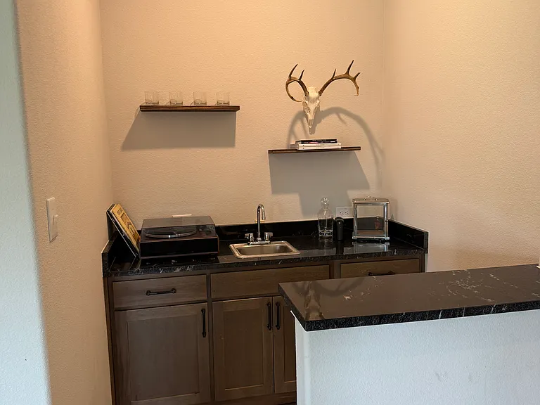 1072 Tara Ct — Photo 19