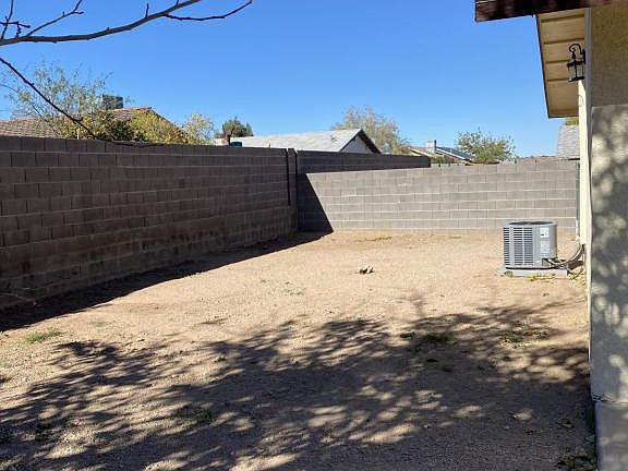 2nd image of 2855 N Evans St