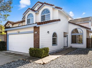 1070 Sandalwood Ln, Milpitas, CA 95035