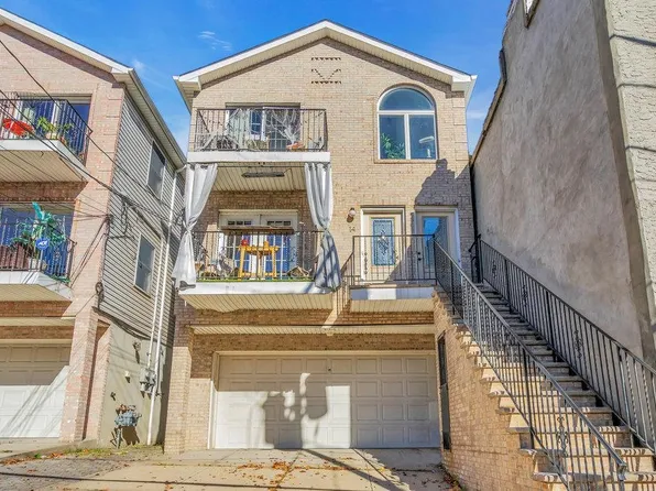 14 68th St #1, Guttenberg, NJ 07093