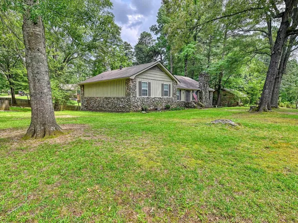 1 Ivy Cir, Arkadelphia, AR 71923