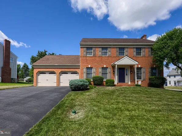 1 Carriage Ln, Ephrata, PA 17522